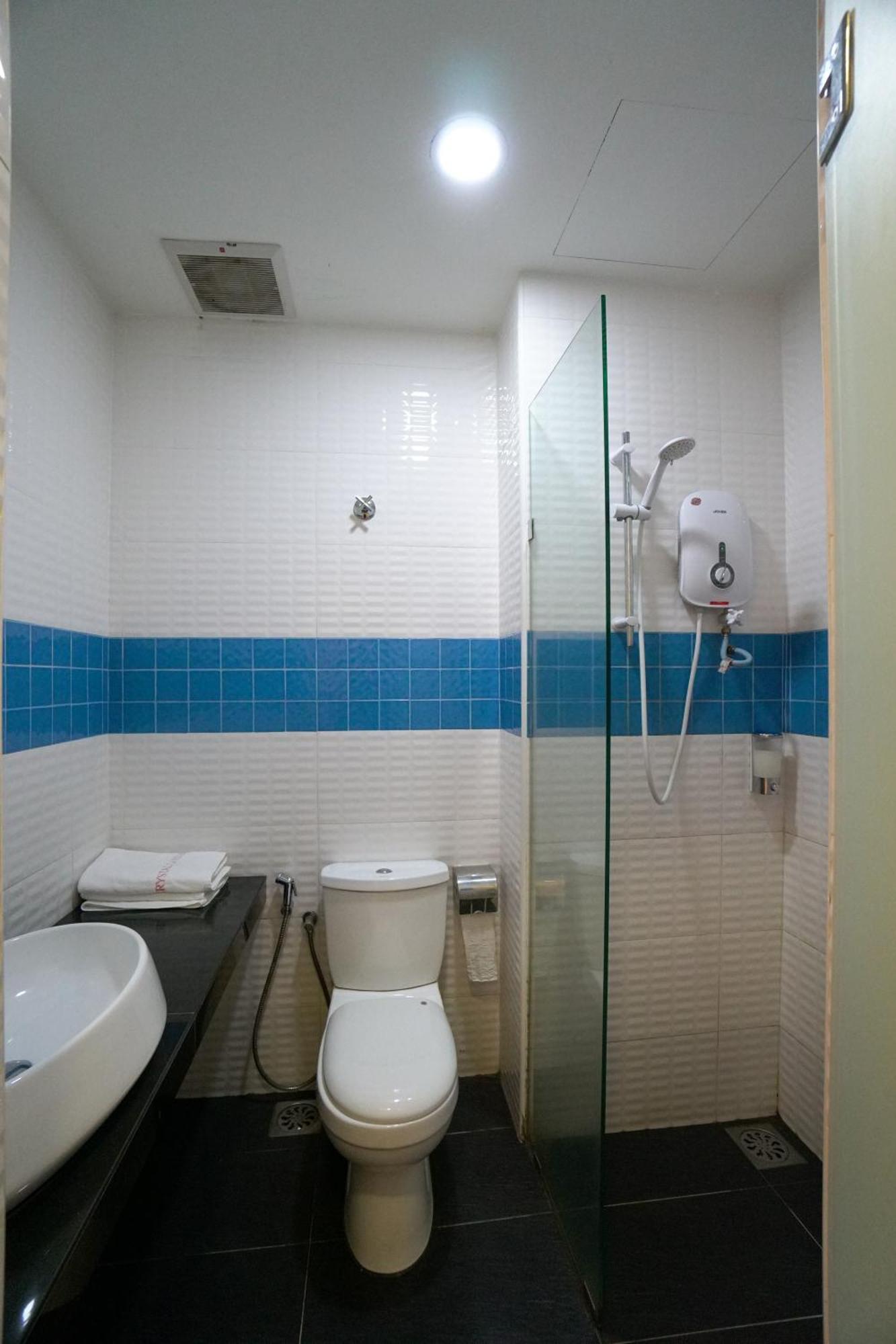 Crystal Garden Hotel - Seri Kembangan Pokoj fotografie