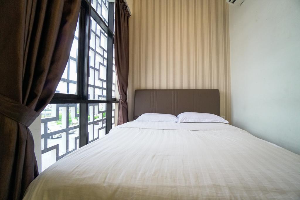 Crystal Garden Hotel - Seri Kembangan Exteriér fotografie